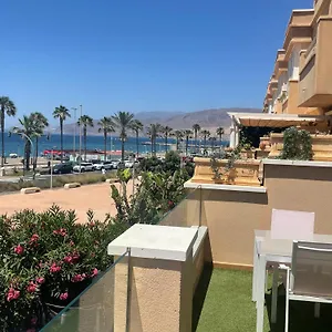 3 En Primera Línea De Playa Con Terraza Y Vistas Al Mar Almería